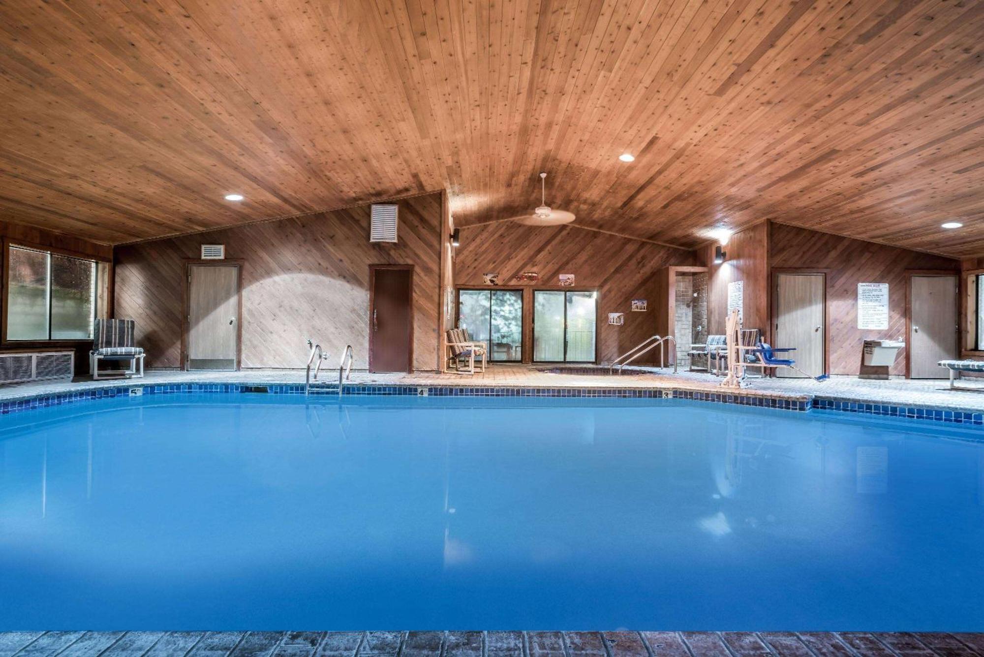 Days Inn By Wyndham Black River Falls - Access To Atv Trail Buitenkant foto