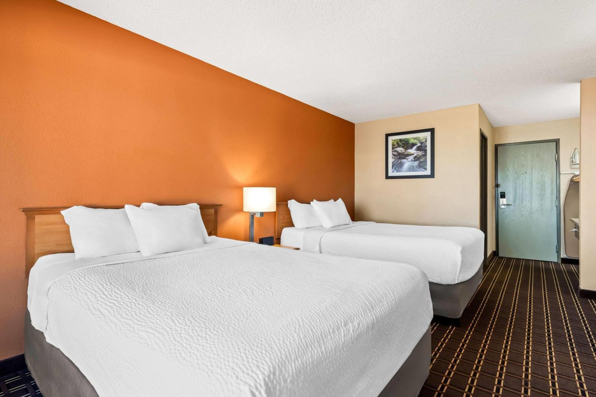 Days Inn By Wyndham Black River Falls - Access To Atv Trail Buitenkant foto